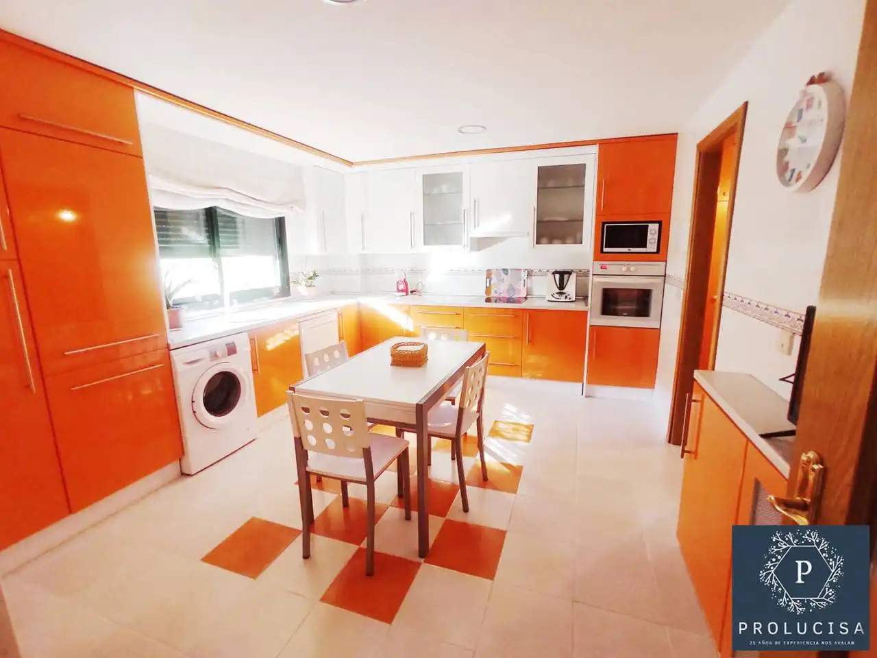 Kitchen of Detached homes for sale in Fuenlabrada  with Air Conditioner, Heating and Terrace