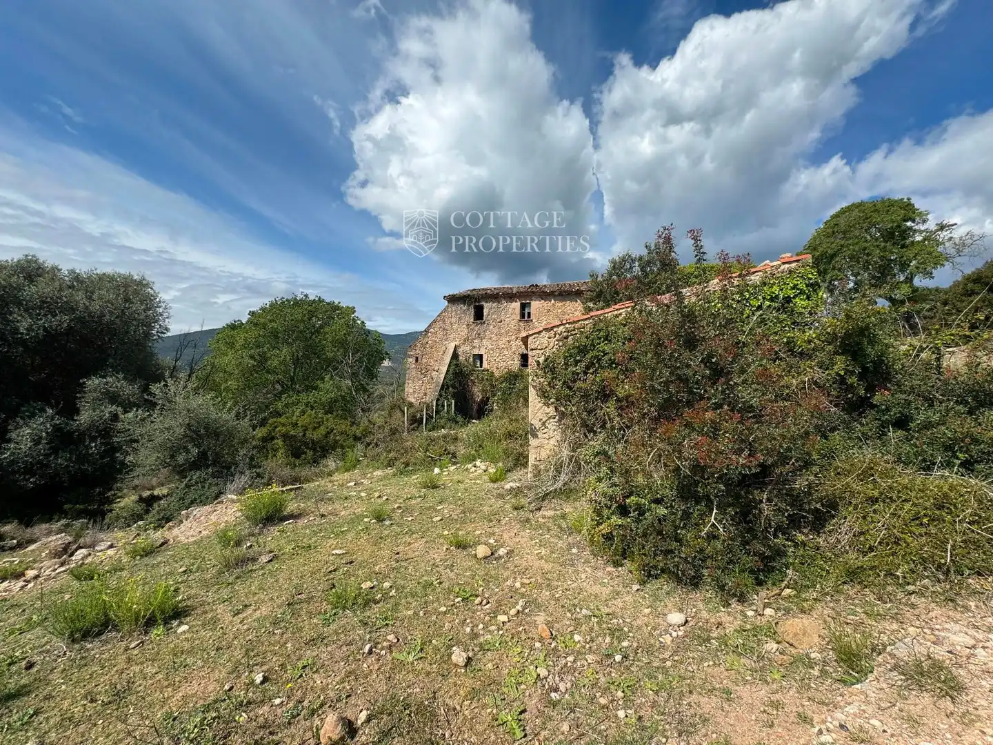 Finca rústica en venda en Cabanelles