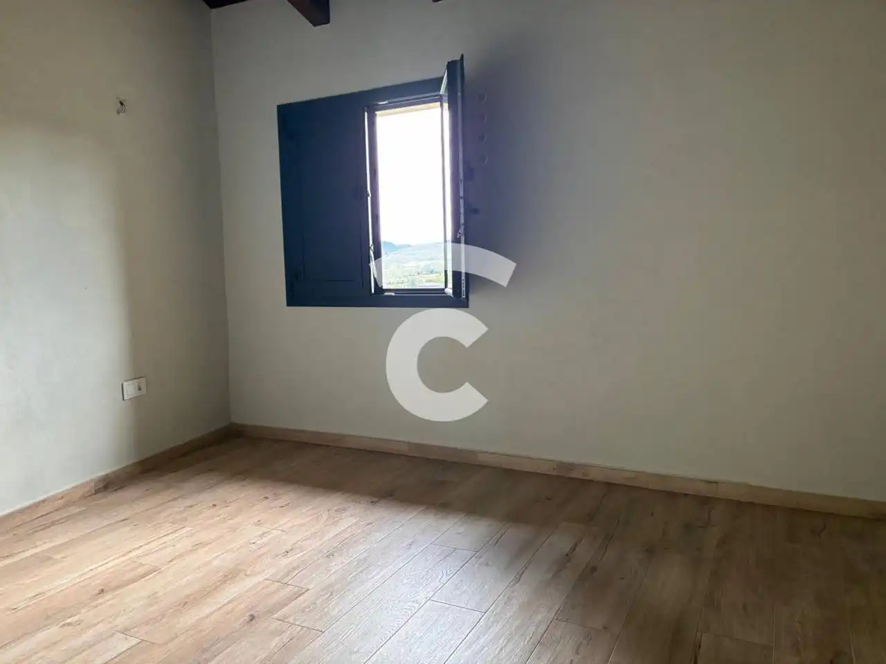 Schlafzimmer von Country house zur Miete in Calldetenes mit Heizung, Privatgarten und Alarm
