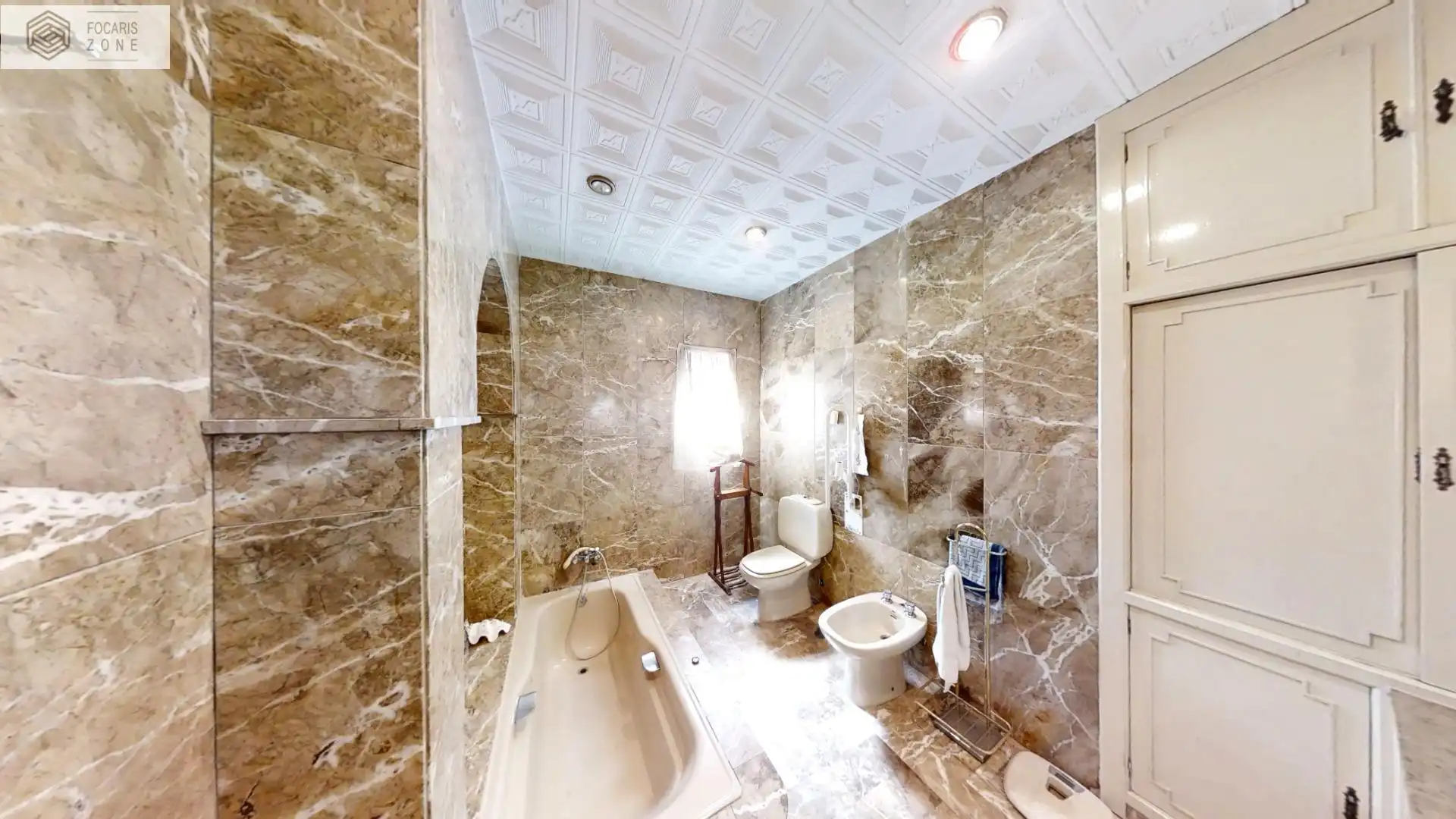 Bathroom of Detached homes for sale in Málaga  with Private garden, Terrace and Furnished