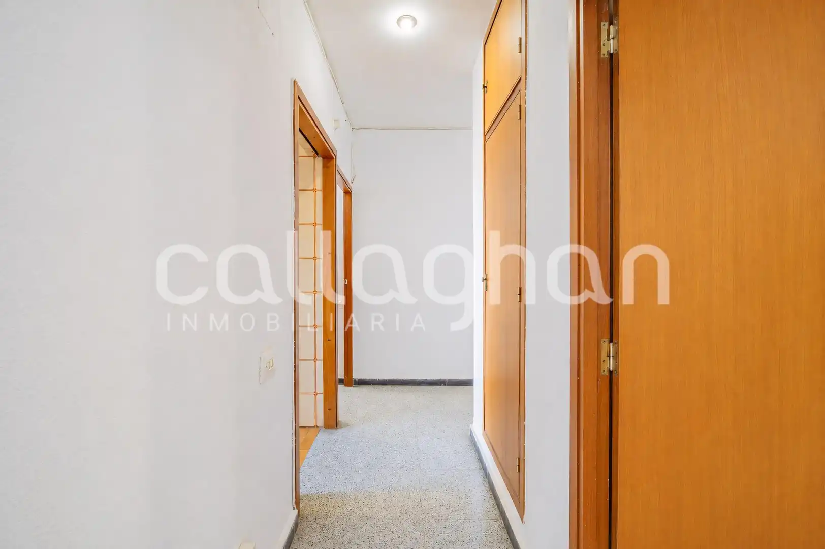 Wohnung zum Verkauf in Valencia mit Möbliert und Balkon