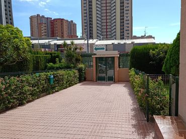 Apartamento con ascensor en venta en Playa de Poniente