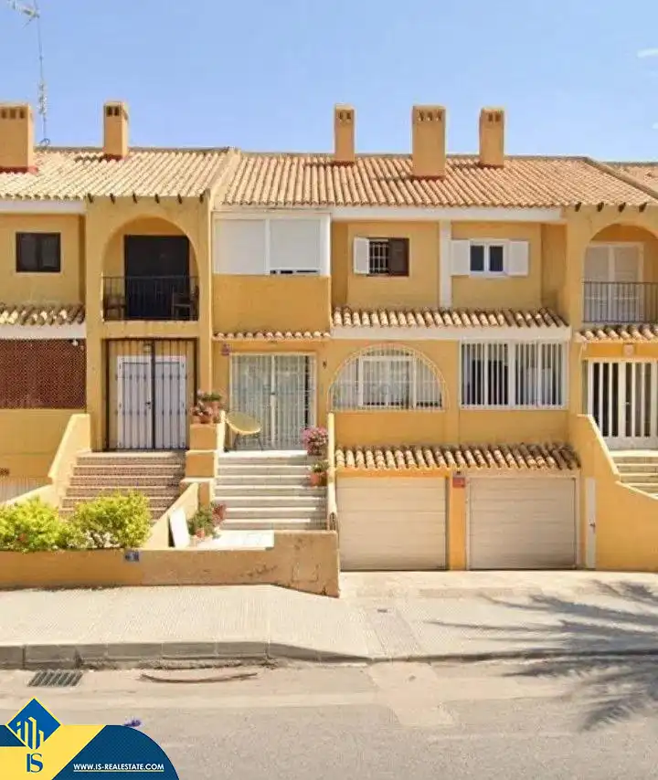 Haus mit Pool zum Verkauf in Orihuela Costa