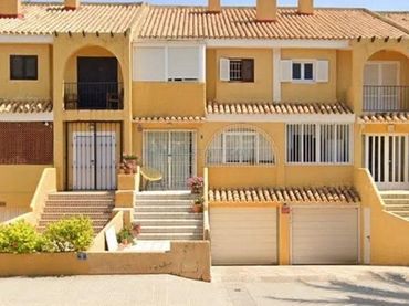 Casa con piscina in vendita a Orihuela Costa