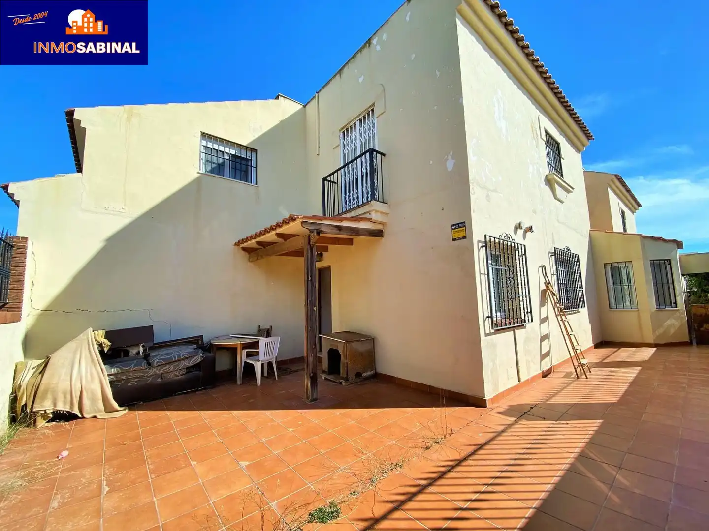 Vista exterior de Casa o chalet en venta en Roquetas de Mar con Terraza y Balcón