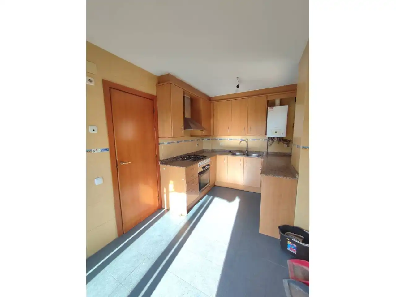 Kitchen of Flat for sale in Sant Sadurní d'Anoia  with Air Conditioner, Heating and Parquet flooring