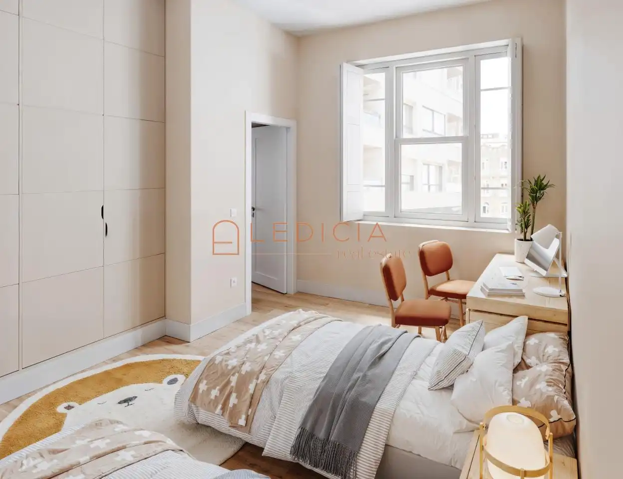 Bedroom of Flat for sale in Vigo   with Heating, Terrace and Furnished