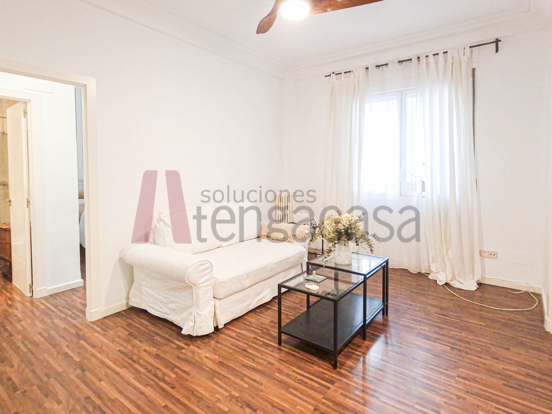 Bedroom of Flat to rent in  Madrid Capital  with Heating, Furnished and Oven