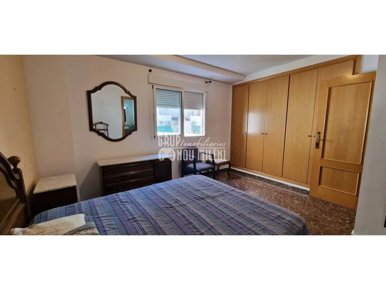 Habitación de Piso en venta en Burjassot con Amueblado y Balcón
