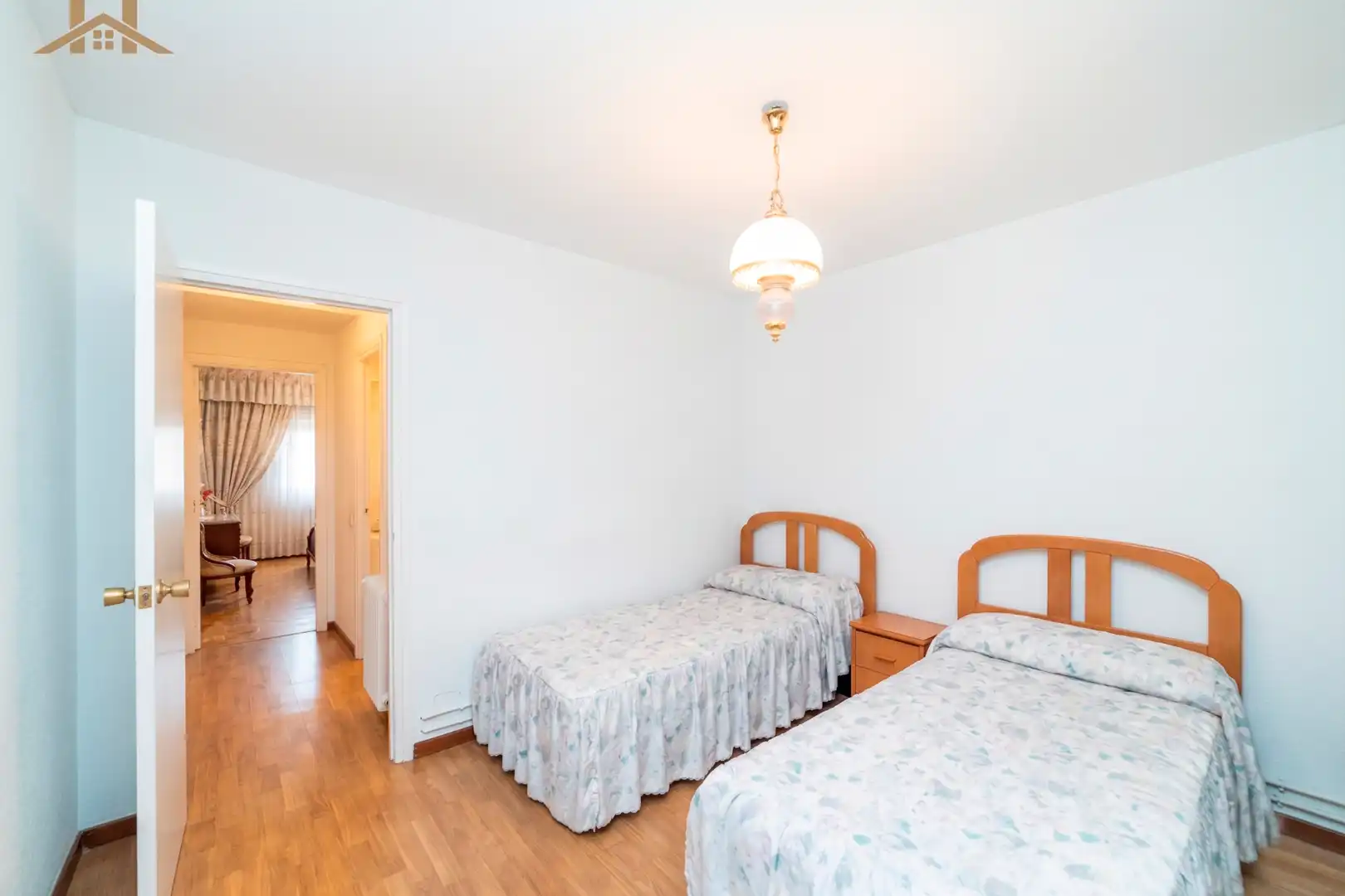 Habitación de Piso en venta en Pozuelo de Alarcón con Calefacción, Terraza y Amueblado
