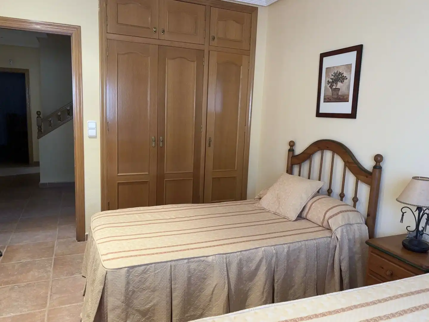 Schlafzimmer von Erdgeschoss zum Verkauf in La Manga del Mar Menor mit Klimaanlage, Privatgarten und Schwimmbad