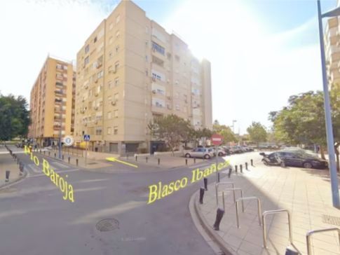 Vista exterior de Garatge en venda en  Almería Capital