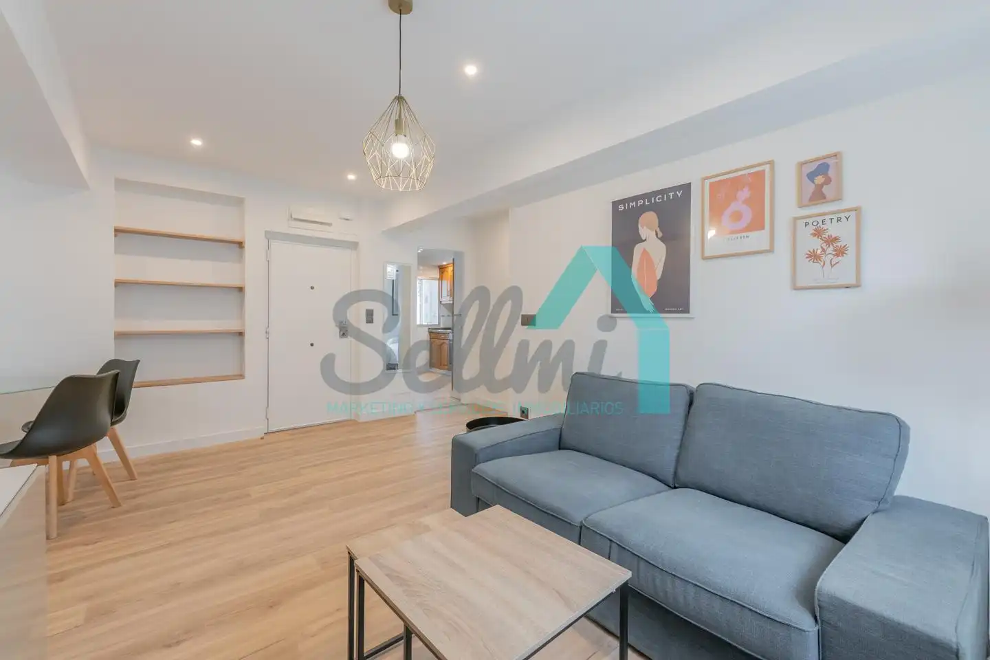 Living room of Flat for share in Oviedo   with Heating, Terrace and Furnished