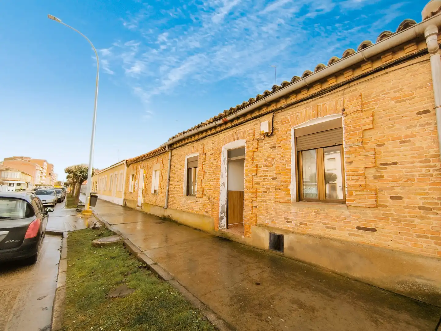 Vista exterior de Casa o chalet en venta en Venta de Baños con Jardín privado, Terraza y Trastero