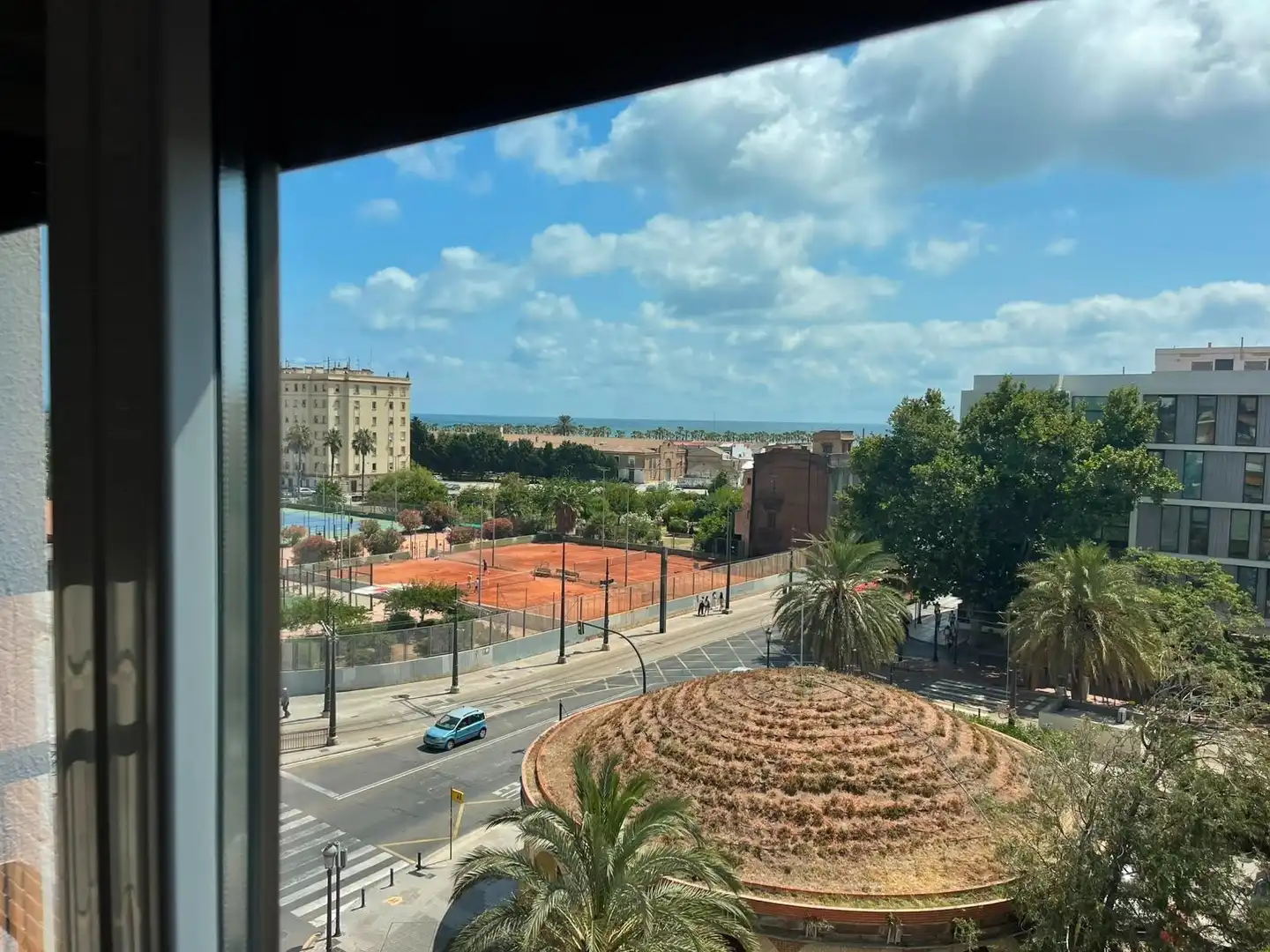 Exterior view of Duplexes for rent in Valencia  with Parquet flooring, Terrace and Furnished