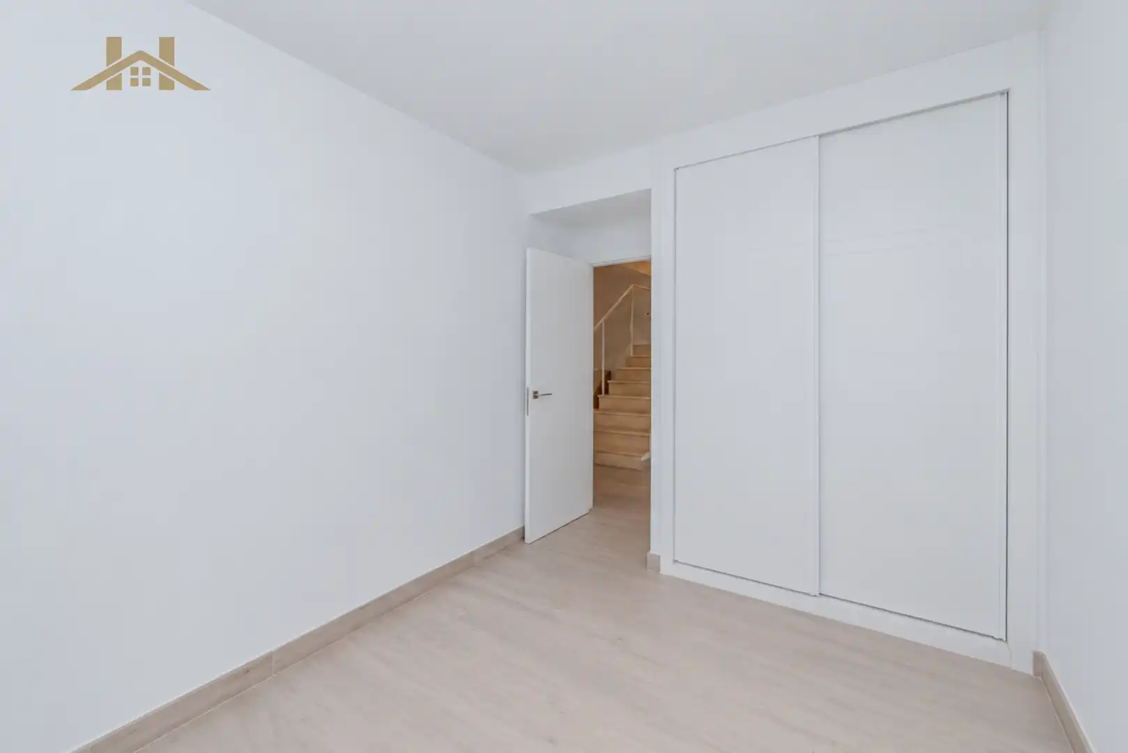 Casa adosada en venta en Valdemoro con Aire acondicionado, Calefacción y Jardín privado