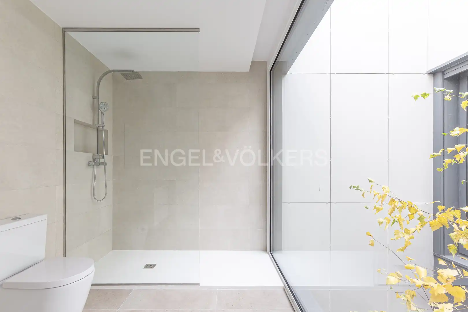 Badezimmer von Erdgeschoss zur Miete in Prado de Somosaguas - La Finca