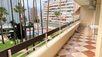 Vista exterior de Pis en venda en Benidorm amb Aire condicionat, Terrassa i Balcó