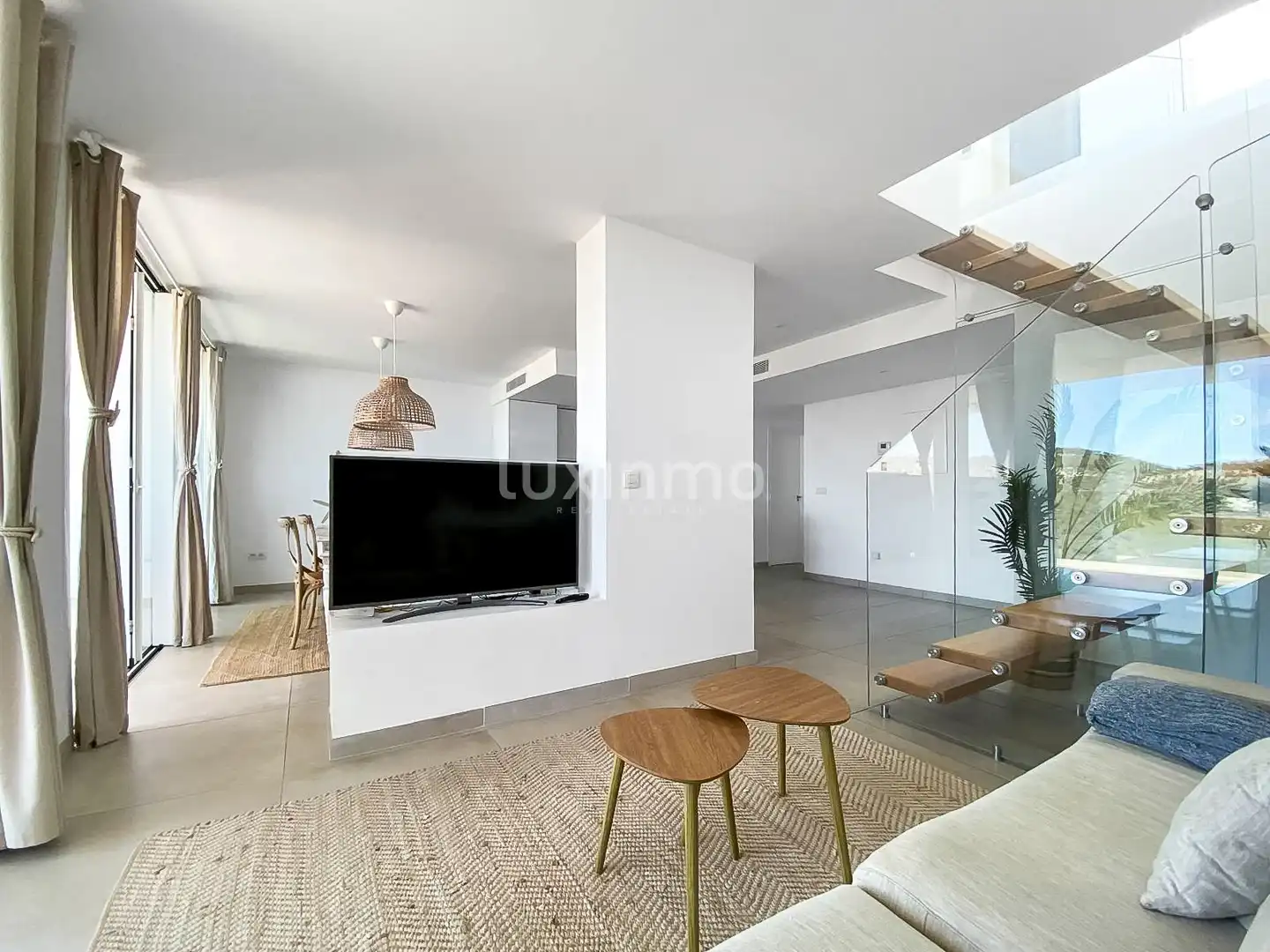 Sala de estar de Ático en venta en Sant Josep de sa Talaia con Aire acondicionado, Calefacción y Jardín privado