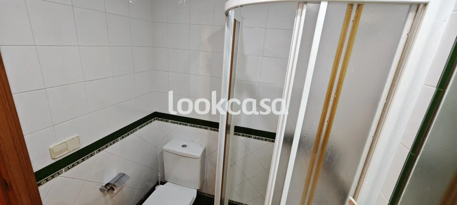 Bany de Àtic en venda en Sanxenxo amb Calefacció, Parquet i Terrassa