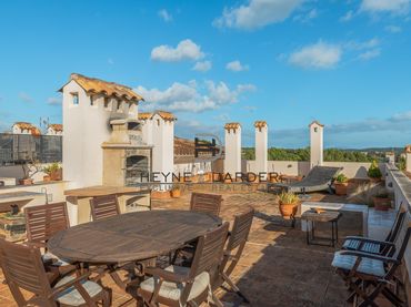 Penthouse with balcony for sale in Santa Ponça