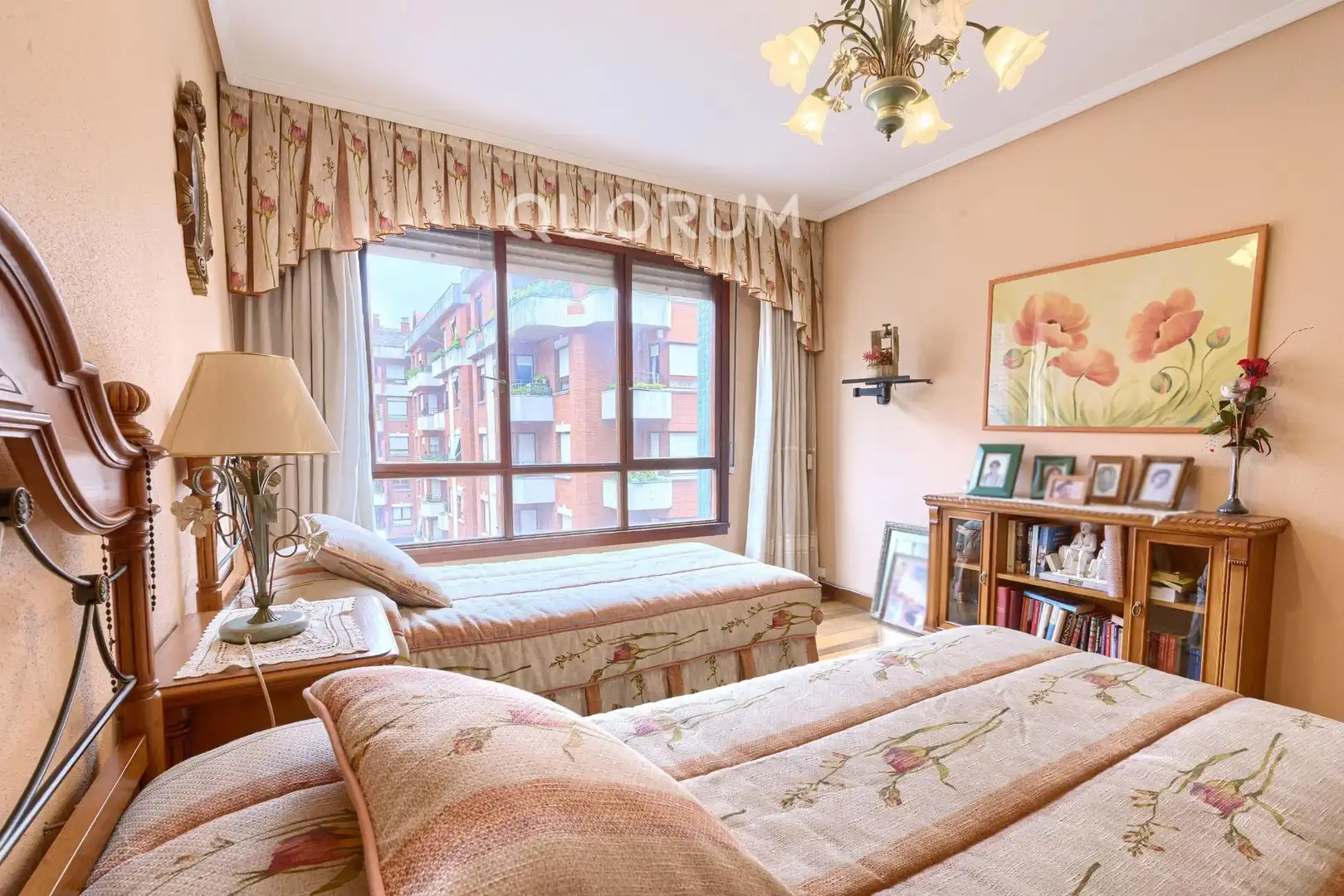 Habitación de Piso en venta en Basauri  con Calefacción, Terraza y Amueblado