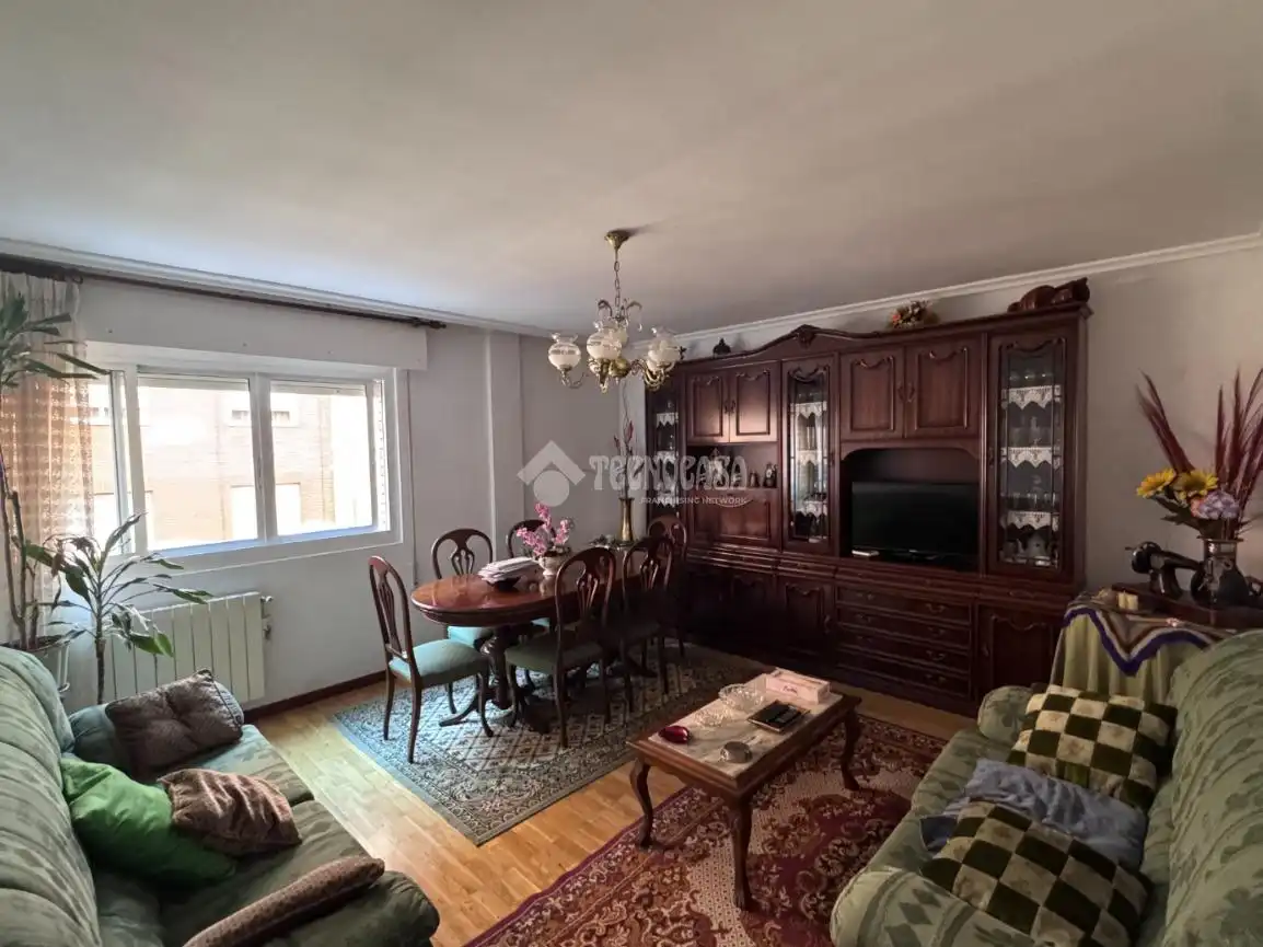 Flat to rent in C. Peña Castro, imagen 2