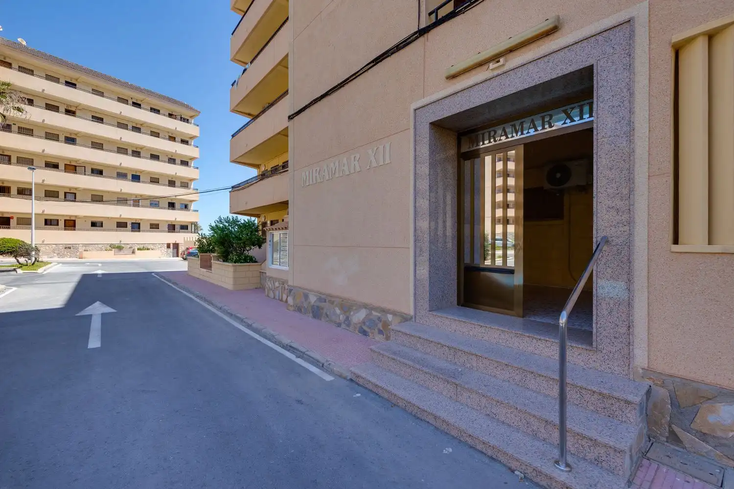 Vista exterior de Ático en venta en Torrevieja con Amueblado