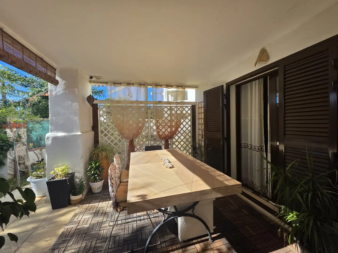 Garten von Erdgeschoss zum Verkauf in La Alcaidesa mit Klimaanlage, Privatgarten und Terrasse