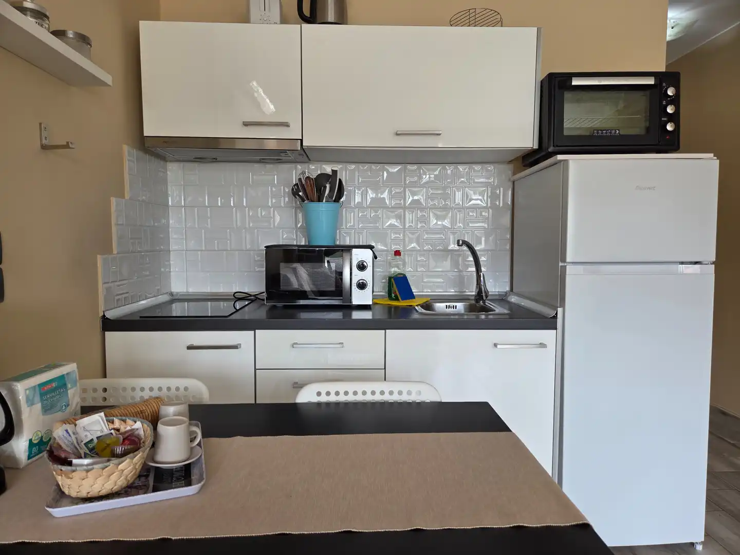 Cocina de Apartamento en venta en San Bartolomé de Tirajana con Aire acondicionado, Amueblado y Lavadora