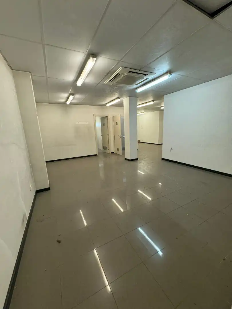Local comercial en venta en Avinguda Catalunya 17, imagen 4