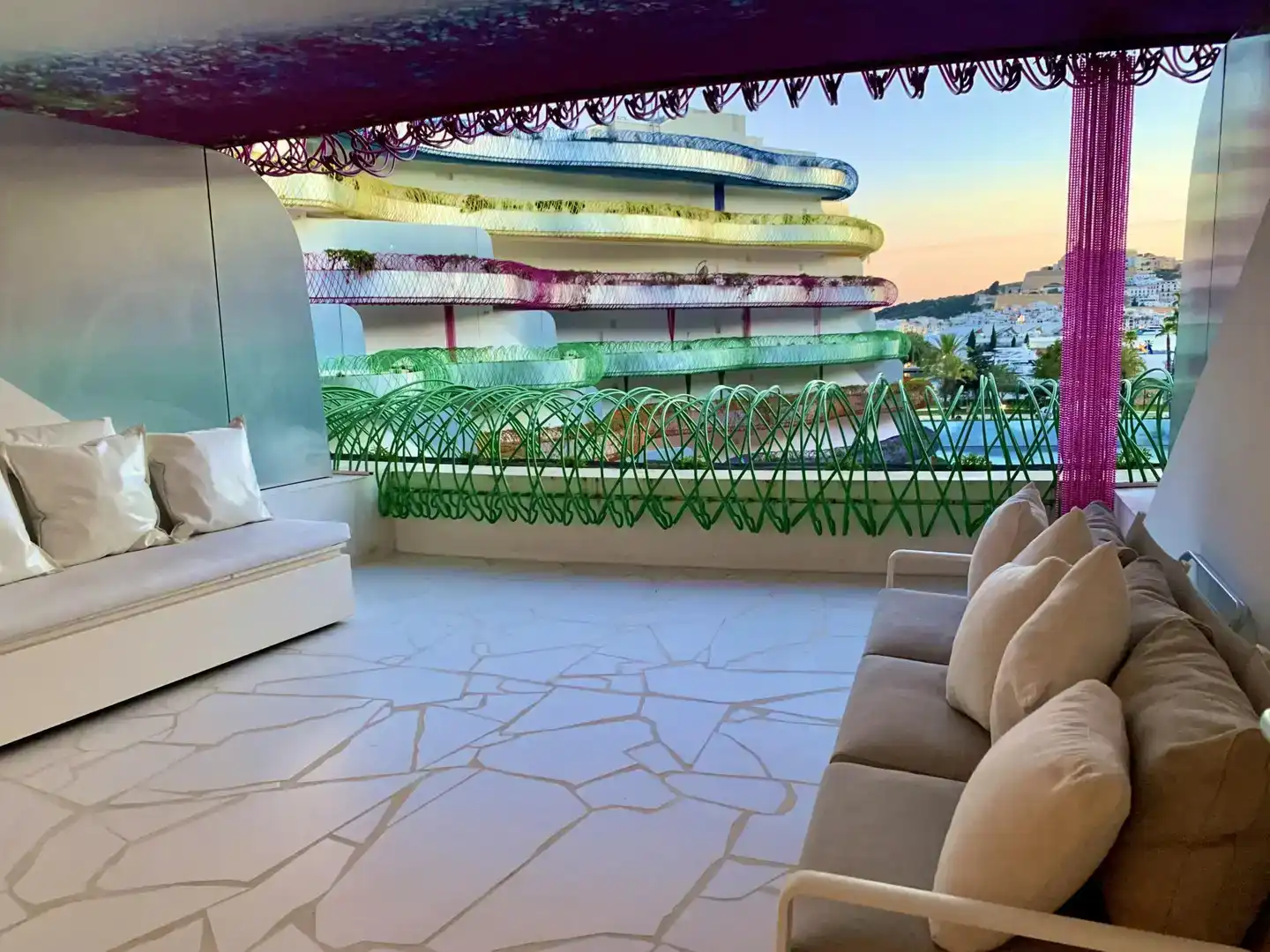 Terrasse von Wohnungen zur Miete in Eivissa mit Klimaanlage, Schwimmbad und Balkon