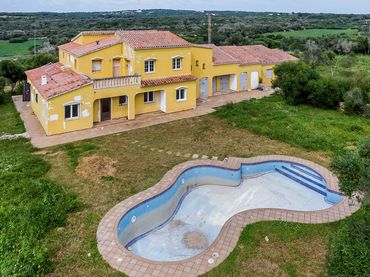 Villa zum Verkauf in Av Lloc Nou