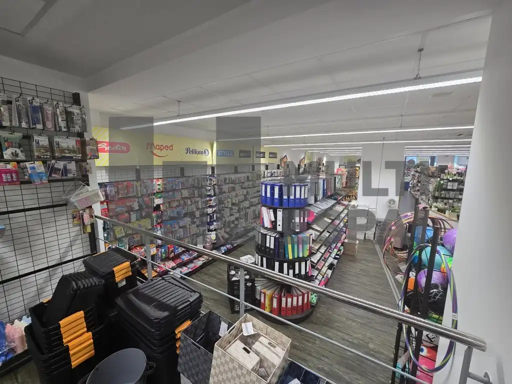 Local comercial en alquiler en Carrer de Verdi, imagen 6