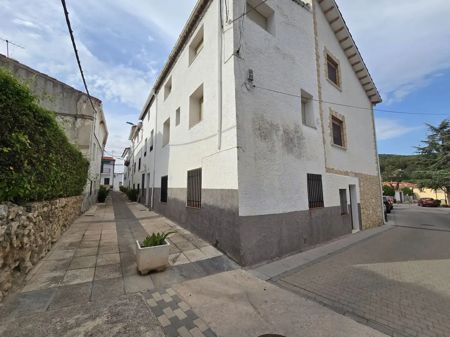 Exterior view of Country homes for sale in Villar del Olmo