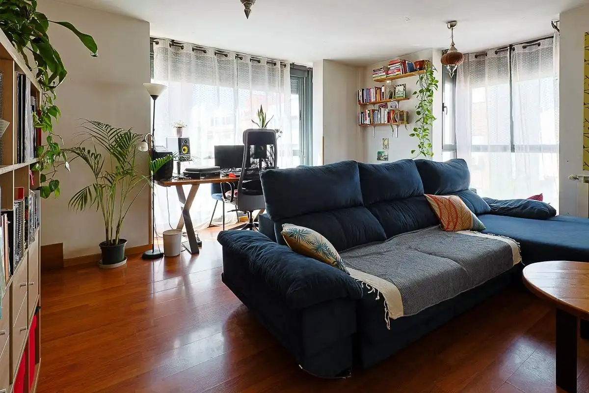 Sala d'estar de Àtic en venda en Madrid amb Aire condicionat, Calefacció i Terrassa