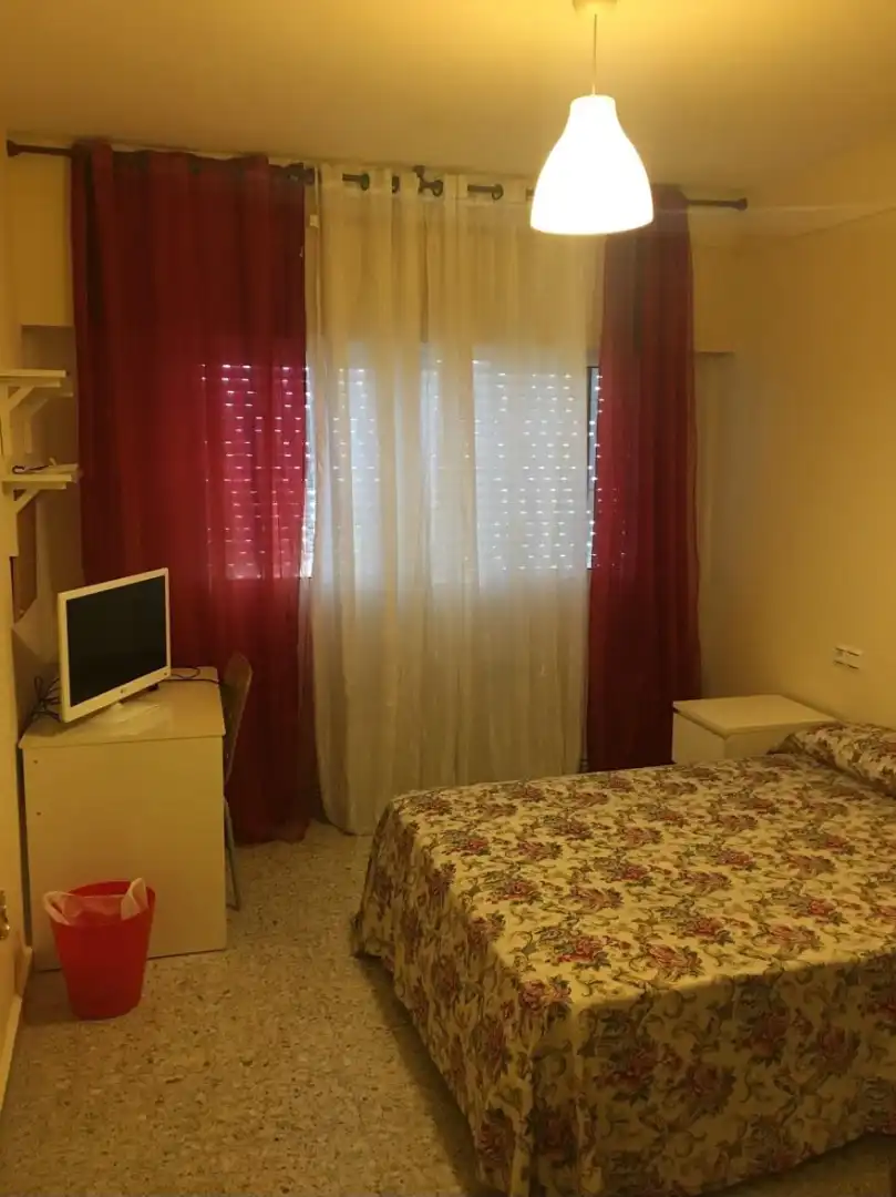 Flat with lift to rent in Praza de Barcelos 12