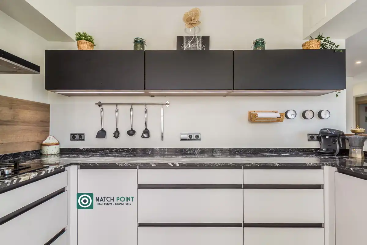 Küche von Wohnung zum Verkauf in Almuñécar