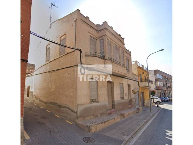 Casa-chalet en Venta en Avenida Juan Carlos I de Zeneta en Zeneta