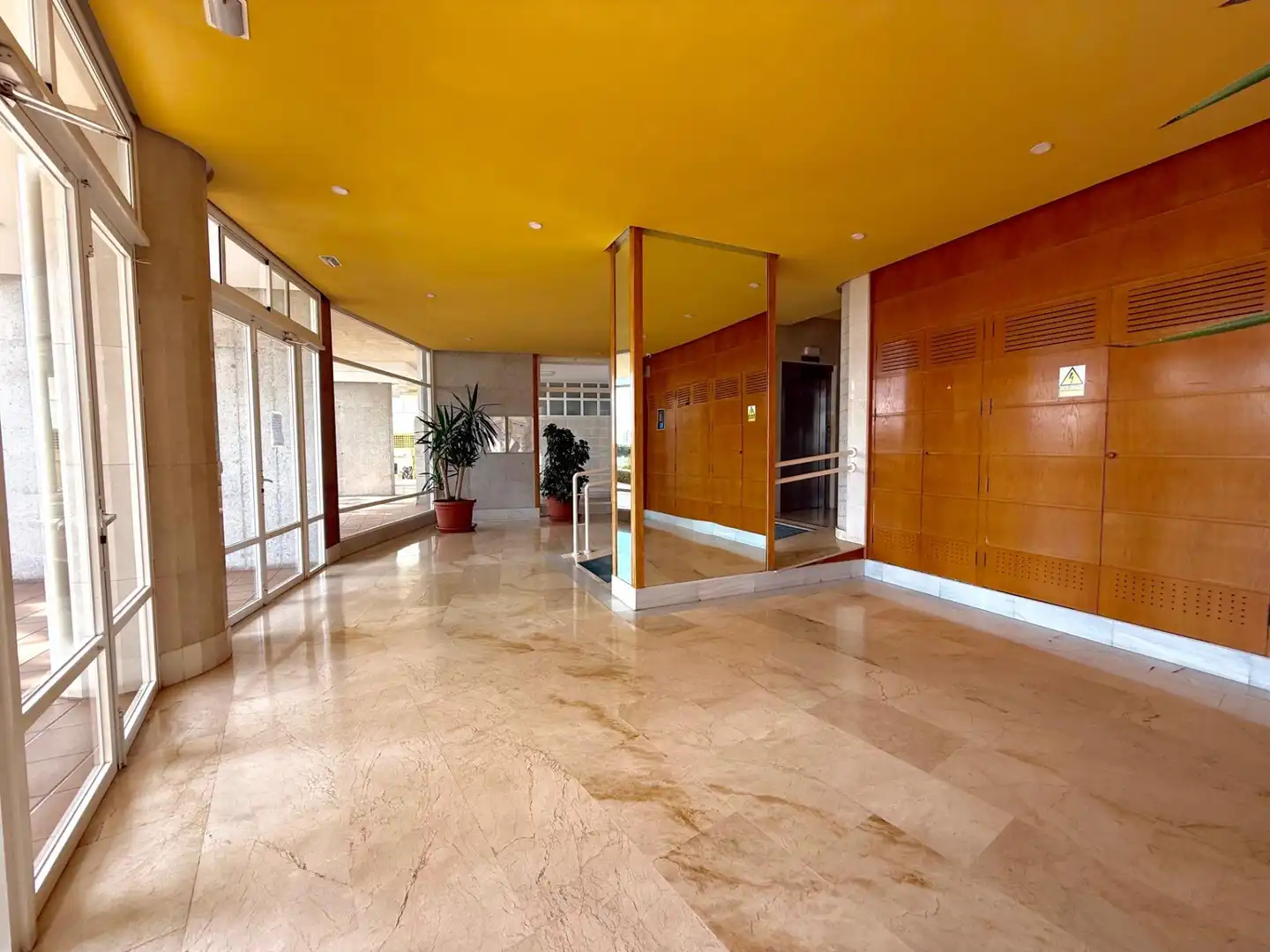 Apartamento en venta en Benidorm con Aire acondicionado, Jardín privado y Amueblado