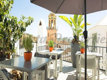Casa con balcón en venta en Cómpeta