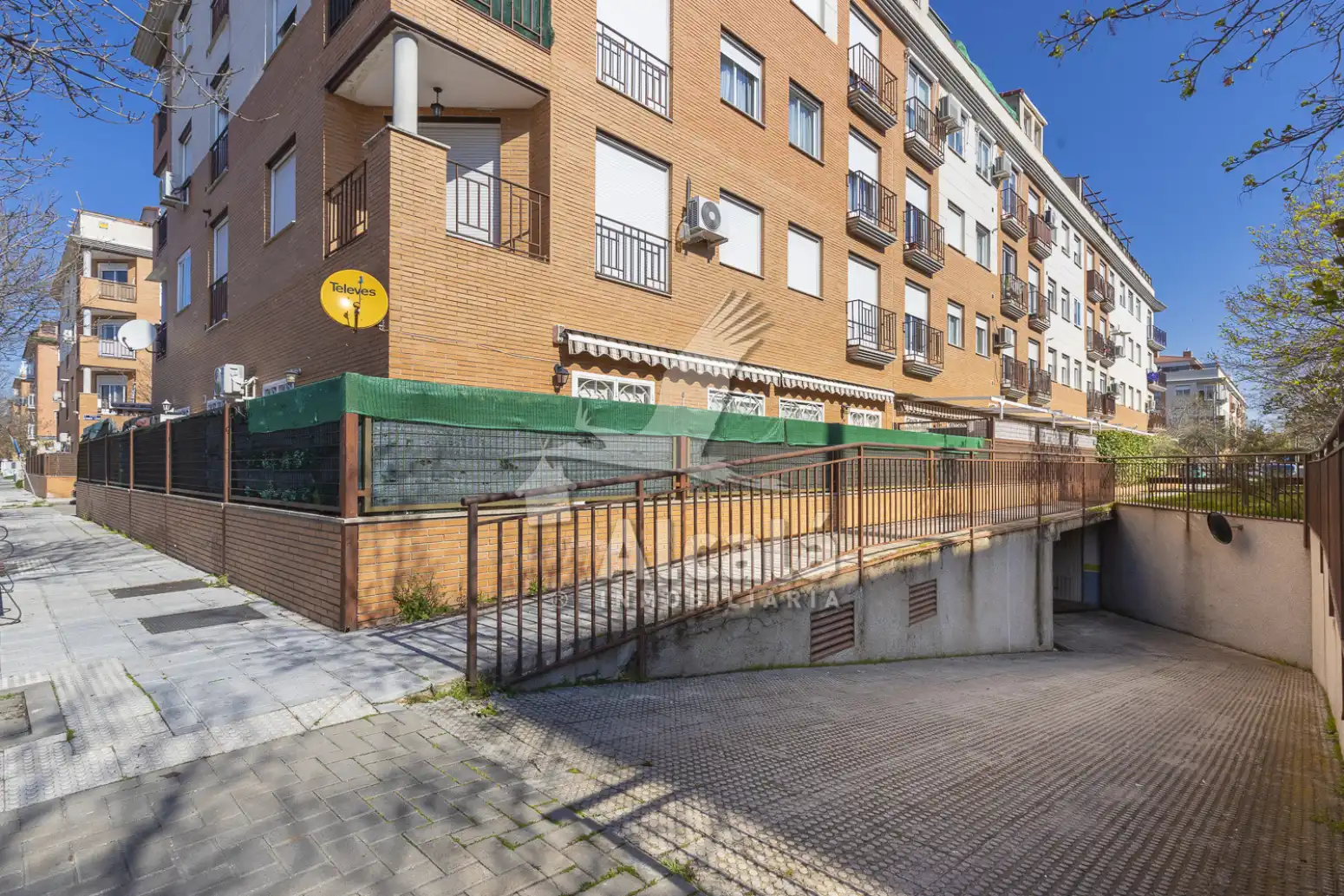 Exterior view of Flat for sale in Azuqueca de Henares  with Air Conditioner and Heating