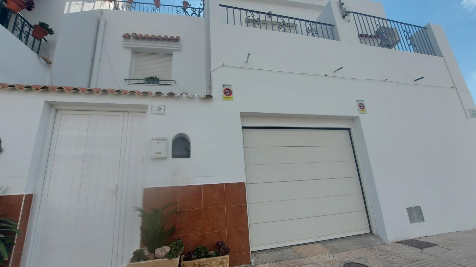 Vista exterior de Casa o chalet en venta en Vícar con Aire acondicionado, Calefacción y Trastero