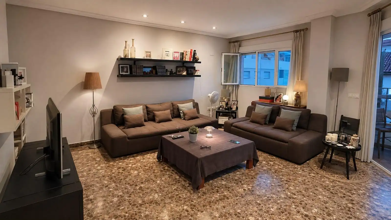 Living room of Flat for sale in Valencia  with Air Conditioner, Heating and Private garden