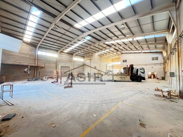 Nave industrial en Alquiler en Calle San Cristobal en La Llosa de Ranes