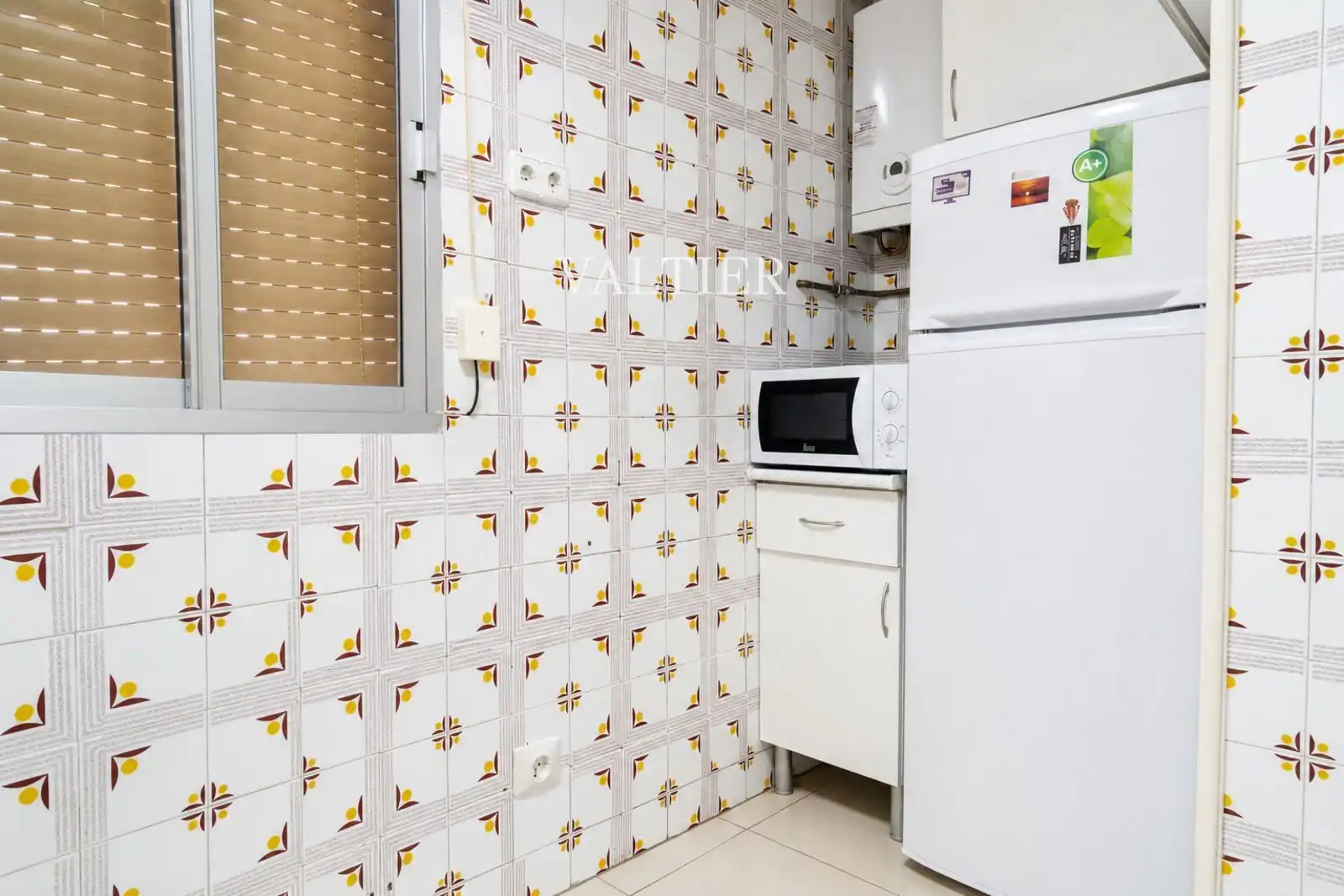 Kitchen of Flat for rent in Madrid  with Air Conditioner, Storage room and Furnished