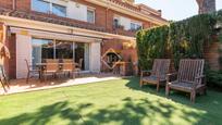 Jardí de Casa o xalet en venda en Gavà amb Aire condicionat, Calefacció i Jardí privat