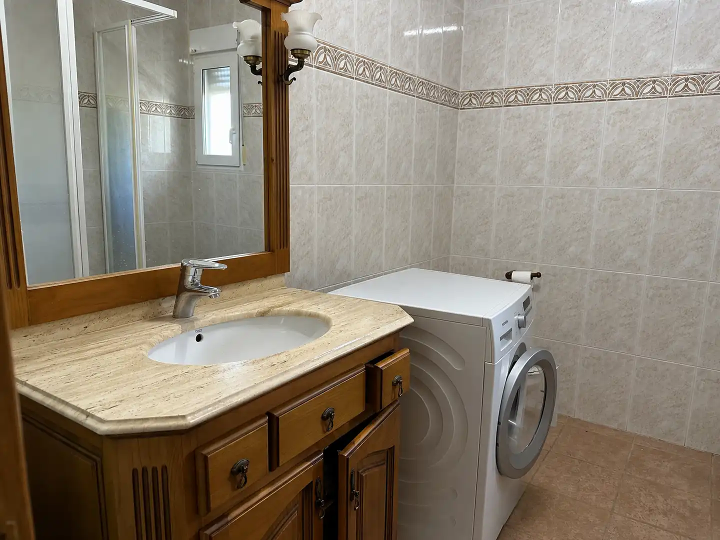Bathroom of Houses for sale in Ontinyent  with Air Conditioner, Heating and Private garden