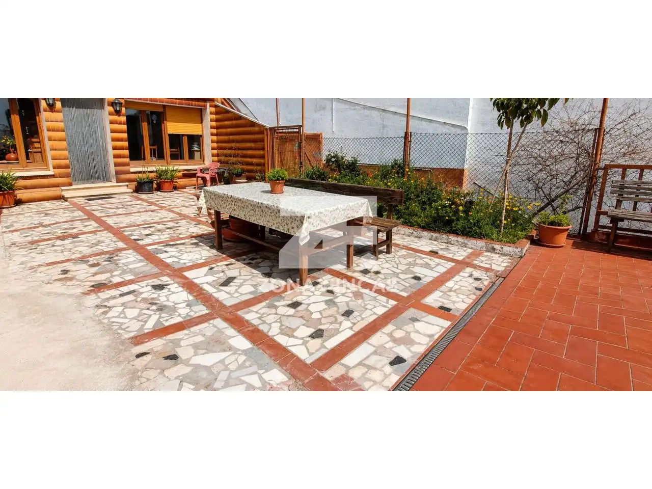 Terrassa de Casa o xalet en venda en Santa Coloma de Gramenet amb Terrassa