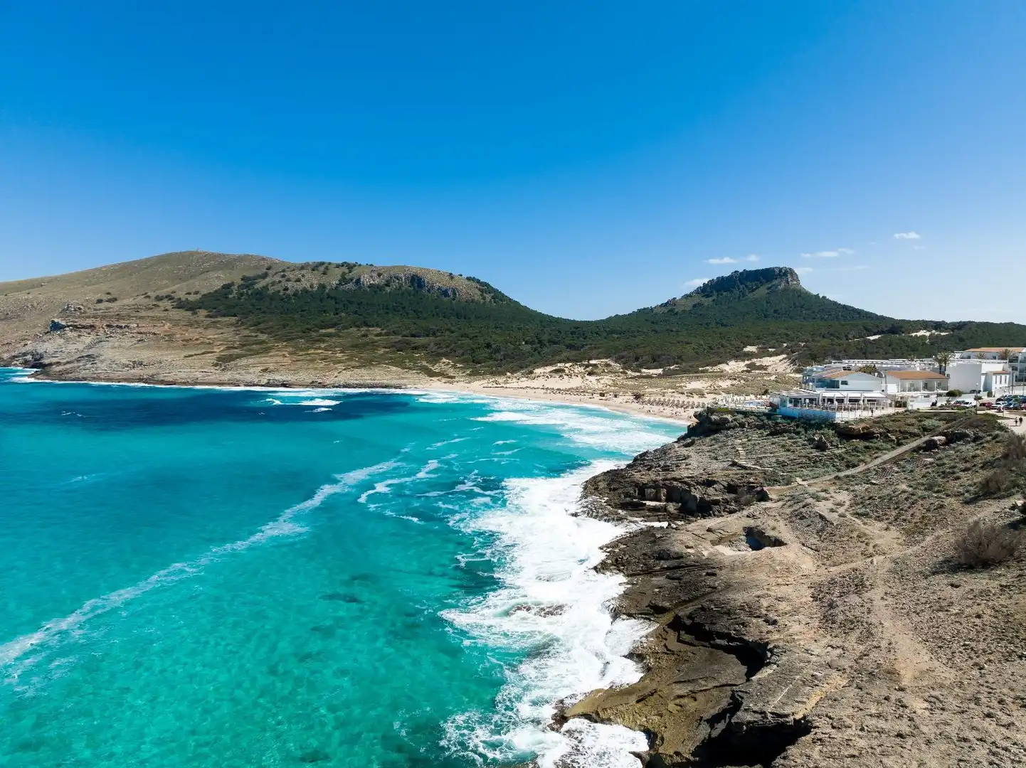 Land for sale in Cala Mesquida